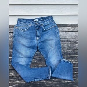 Closed Cooper Men’s Jean